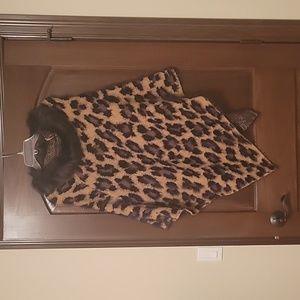 Leopard poncho one size